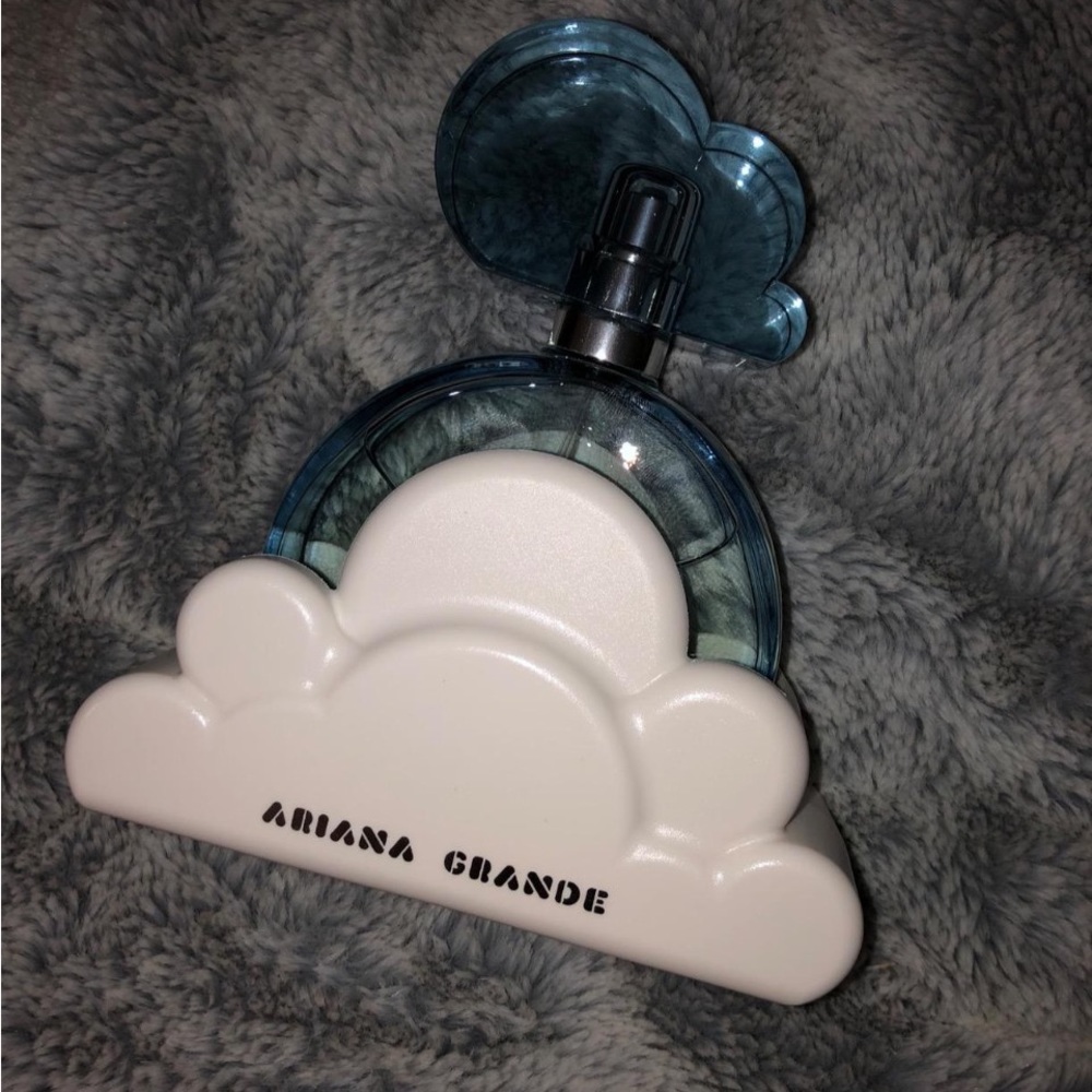 Ariana Grande Cloud Eau de Parfum Spray 3.4 fl oz